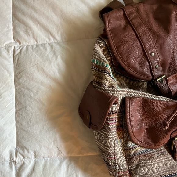 Backpack - Picture 1 of 3